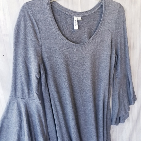 Kensie Sweater Boho Bell Sleeves Mini Dress Gray Size M - Picture 4 of 9